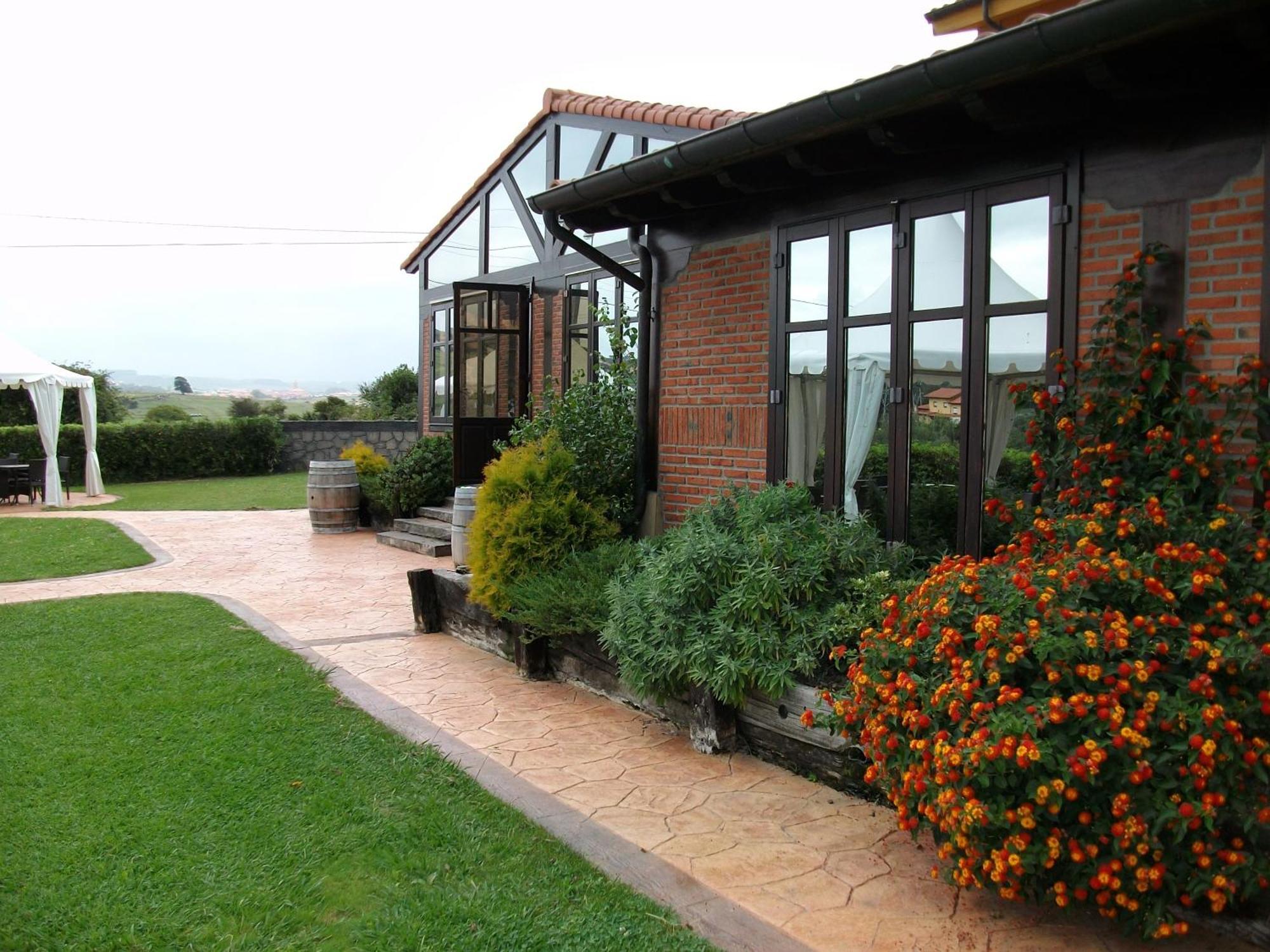 Casa De Labranza Ria De Castellanos Hotel Arnuero Buitenkant foto