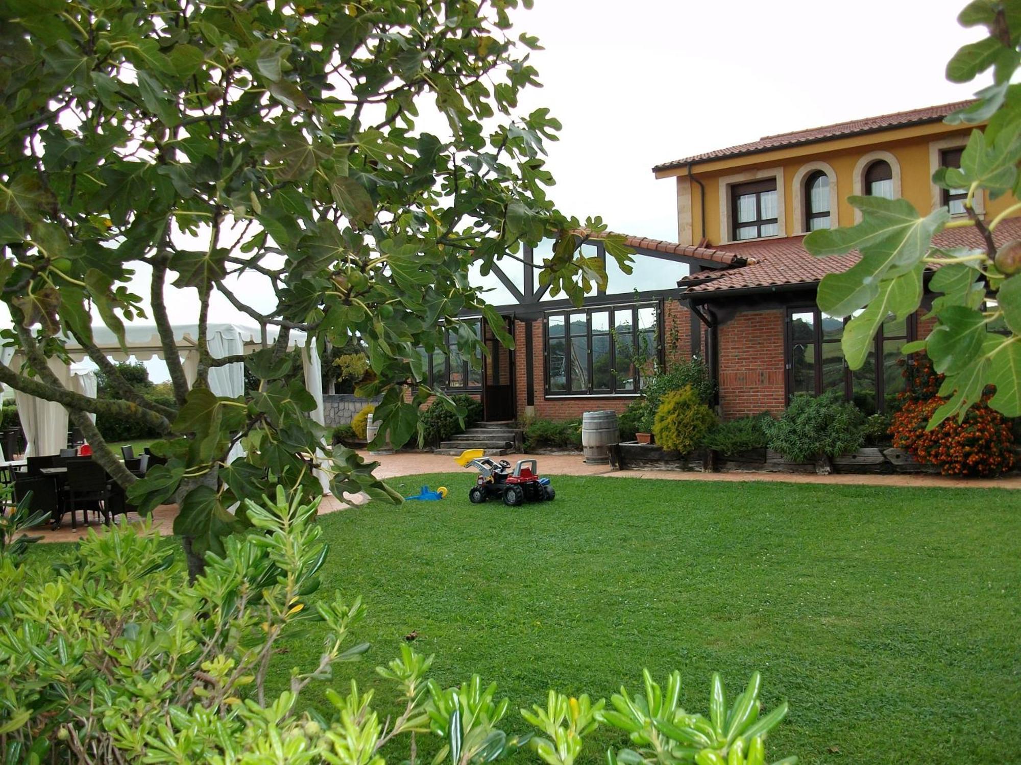 Casa De Labranza Ria De Castellanos Hotel Arnuero Buitenkant foto